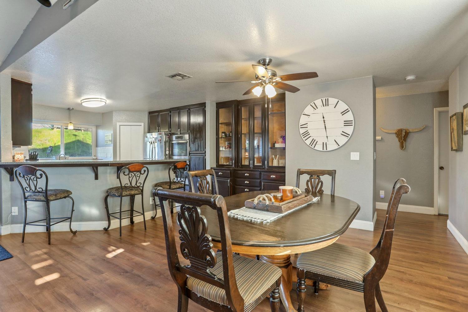Detail Gallery Image 16 of 42 For 818 Foxfire Dr, Manteca,  CA 95337 - 3 Beds | 2 Baths