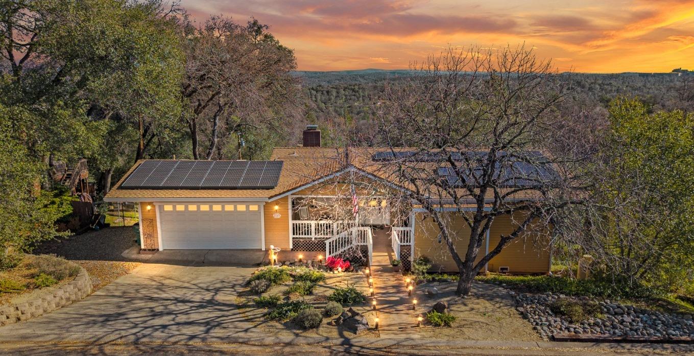 Detail Gallery Image 1 of 1 For 2383 Pinon Rd, Rescue,  CA 95672 - 3 Beds | 2 Baths