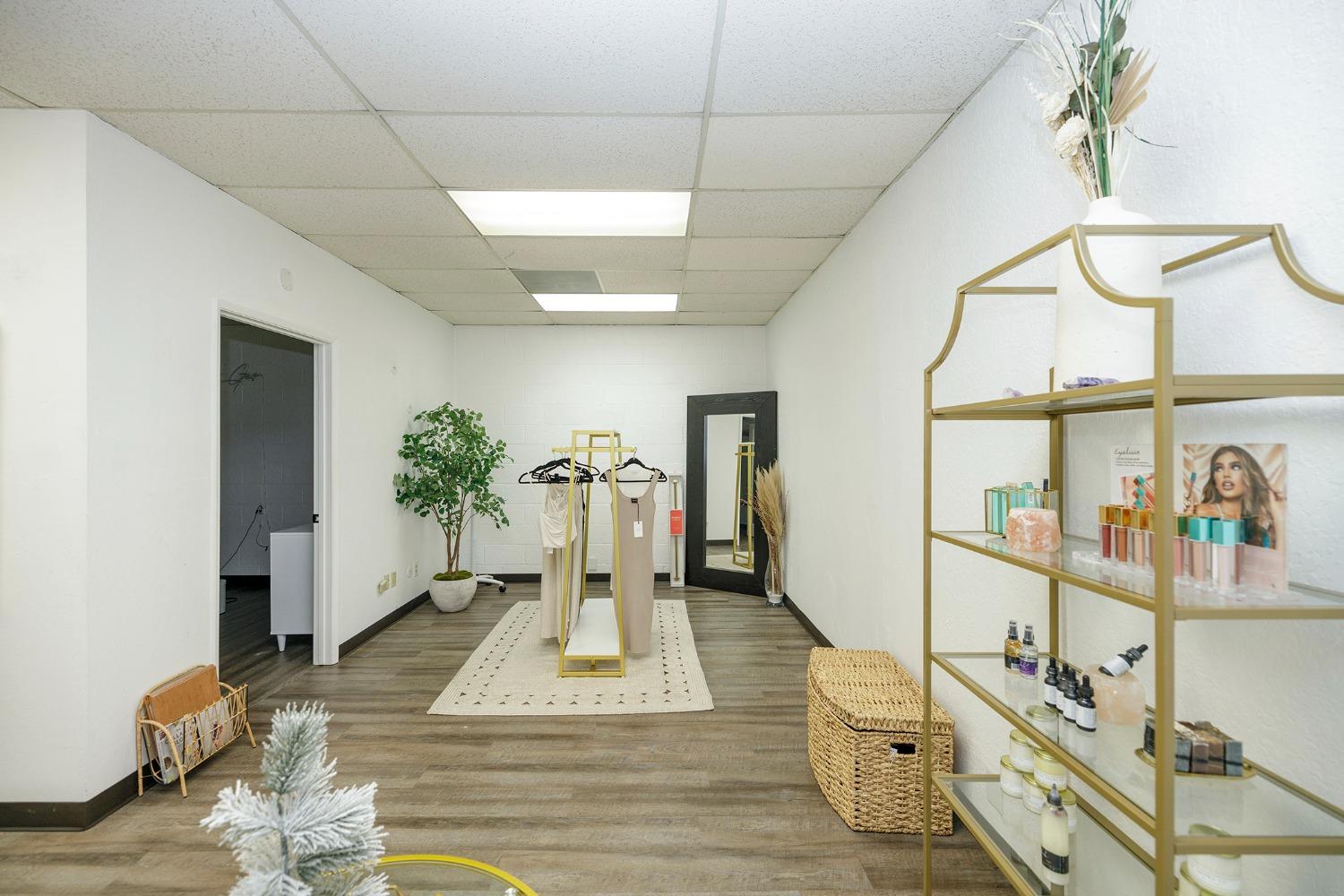 Detail Gallery Image 16 of 22 For 1214 11th St, Modesto,  CA 95354 - – Beds | – Baths