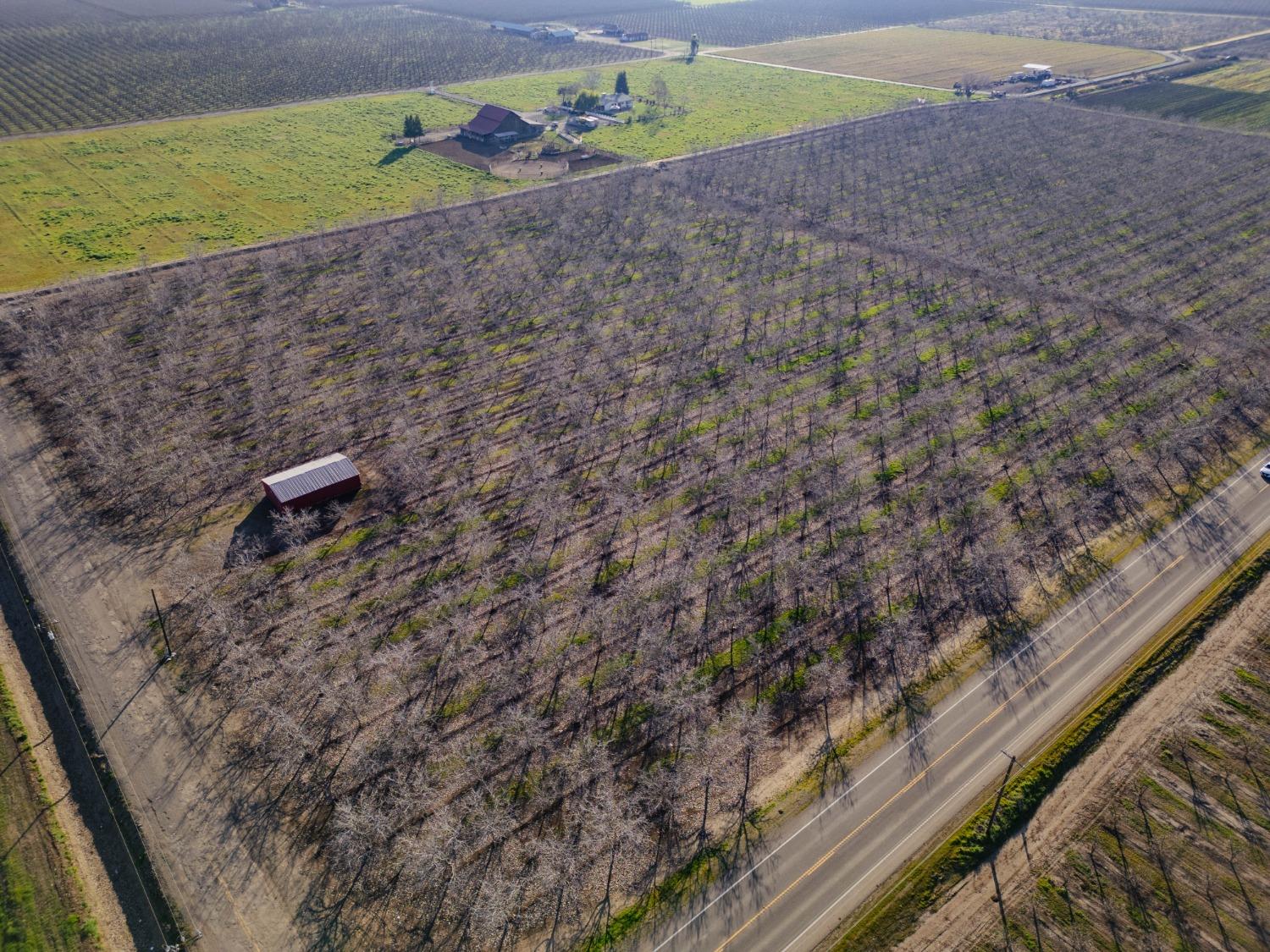 Whealan Road, Le Grand, California image 5