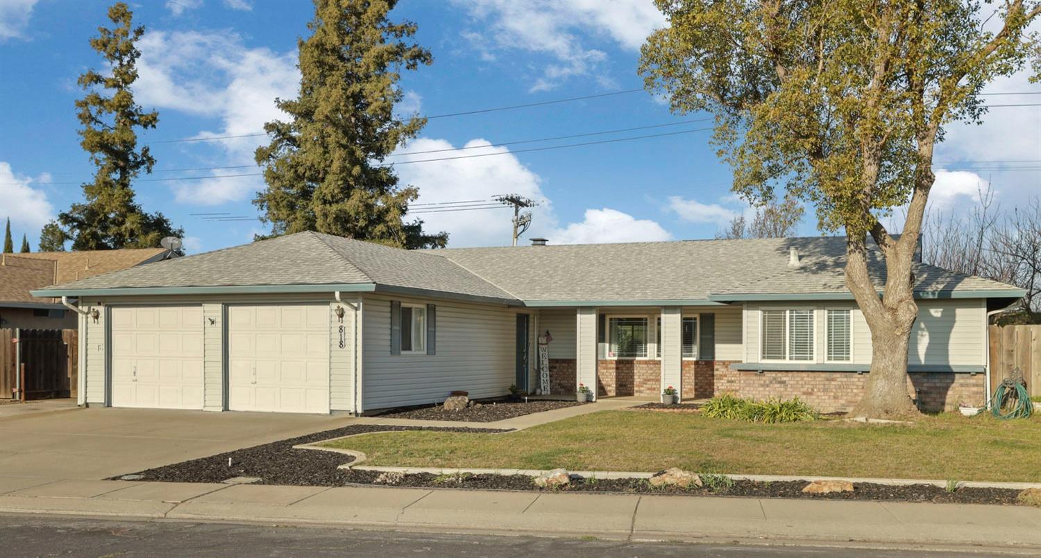 Detail Gallery Image 8 of 42 For 818 Foxfire Dr, Manteca,  CA 95337 - 3 Beds | 2 Baths