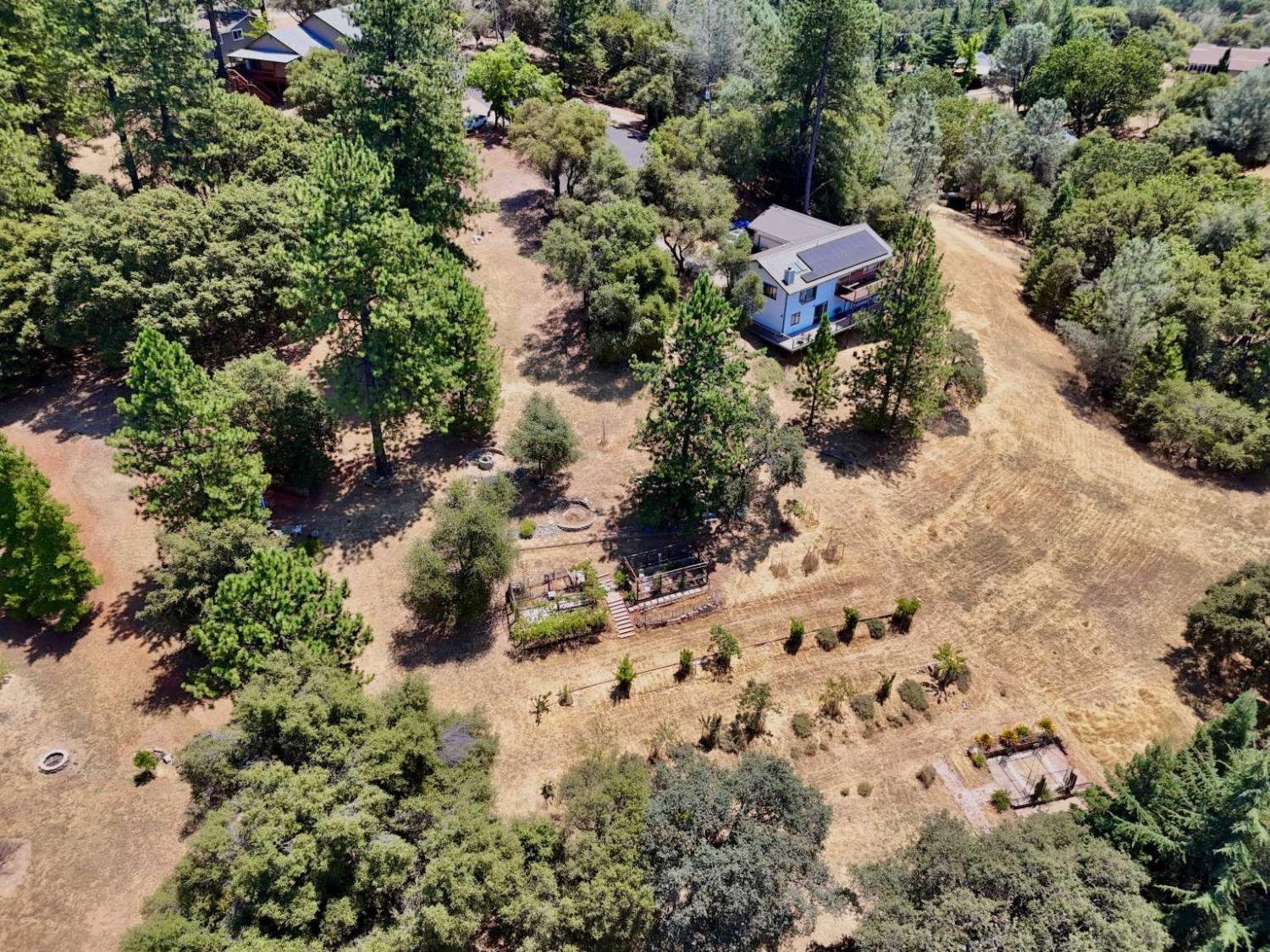 Maydress Court, Cool, California image 21