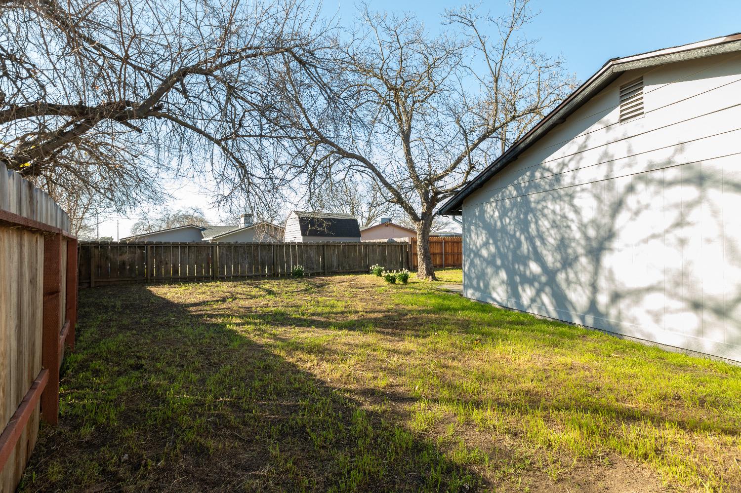 Lever Avenue, Olivehurst, California image 30