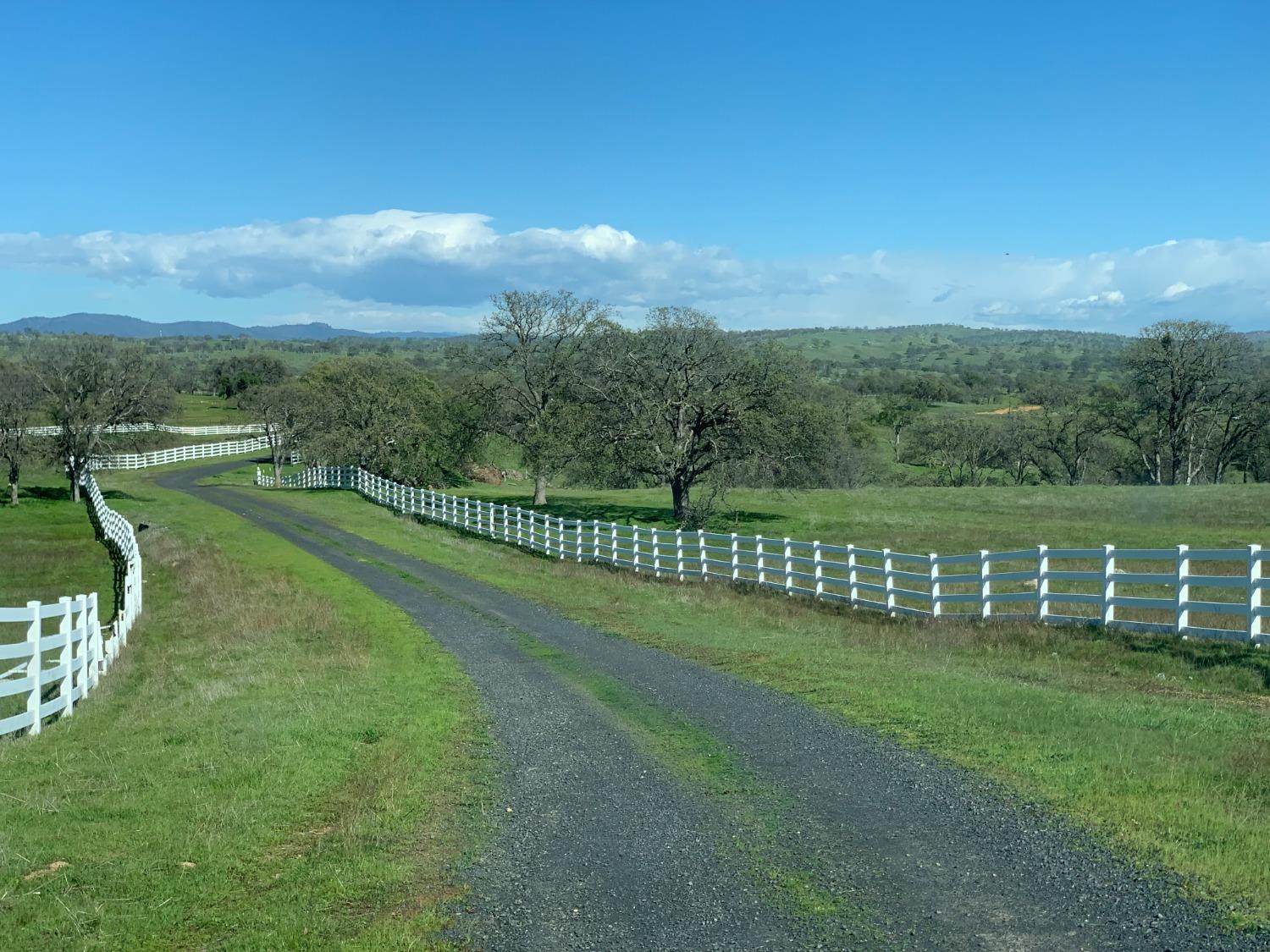 Nice Court, La Grange, California image 1