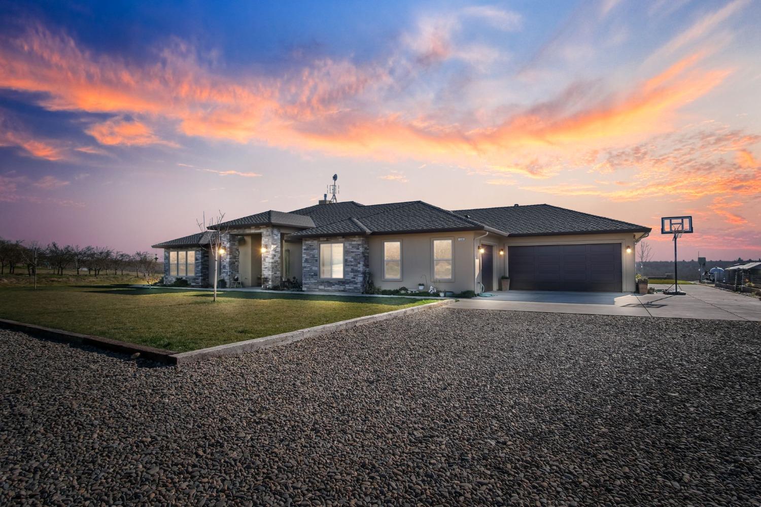 Detail Gallery Image 64 of 64 For 10393 Bradbury Rd, Ballico,  CA 95303 - 4 Beds | 3 Baths