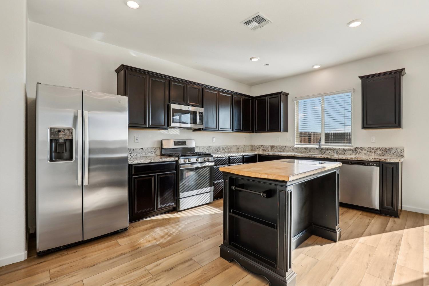 Scholarly Way, Rancho Cordova, California image 3
