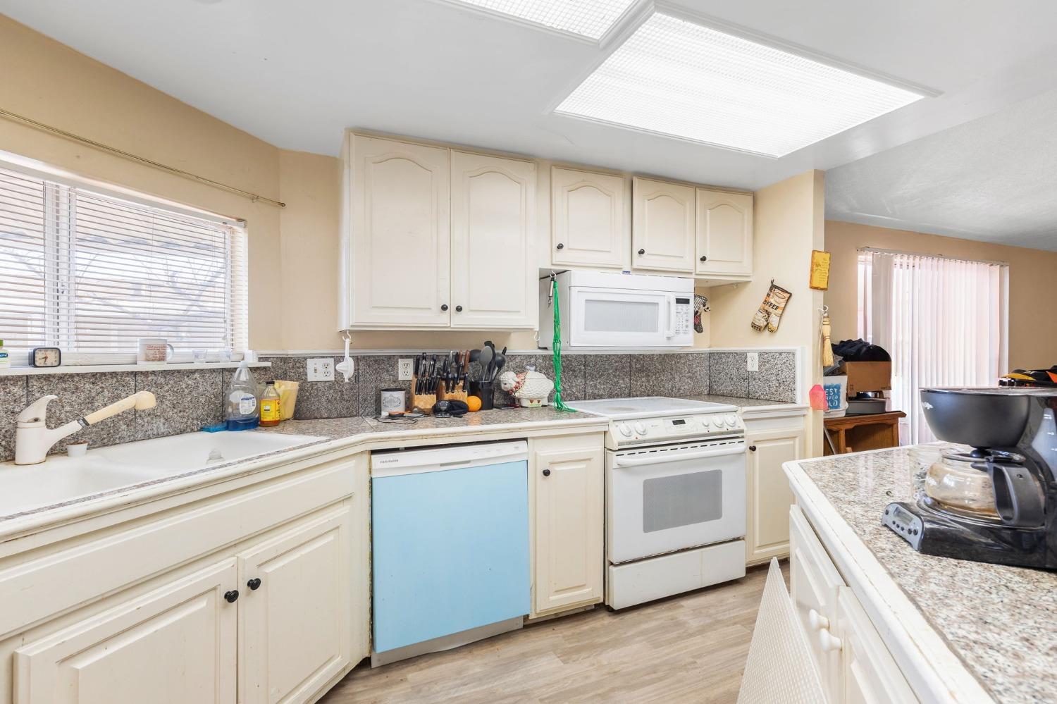 Detail Gallery Image 12 of 34 For 5130 County Road 99w 71, Dunnigan,  CA 95937 - 2 Beds | 2 Baths