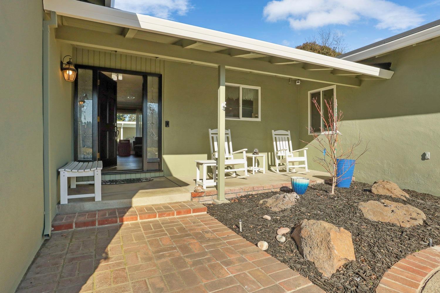 Detail Gallery Image 12 of 65 For 2335 Estate Dr, Stockton,  CA 95209 - 4 Beds | 3 Baths