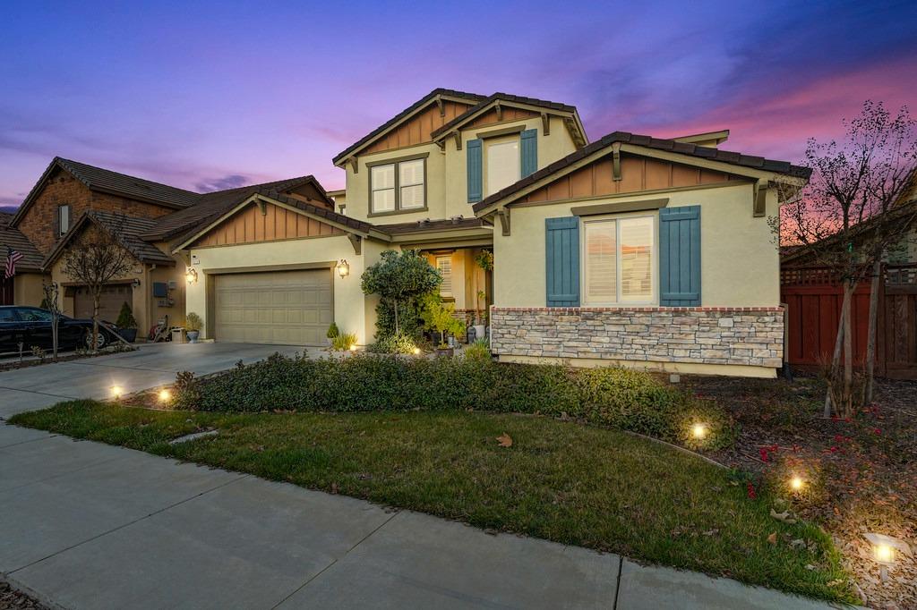 Detail Gallery Image 4 of 72 For 18273 E Melones Dr, Lathrop,  CA 95330 - 4 Beds | 3/1 Baths