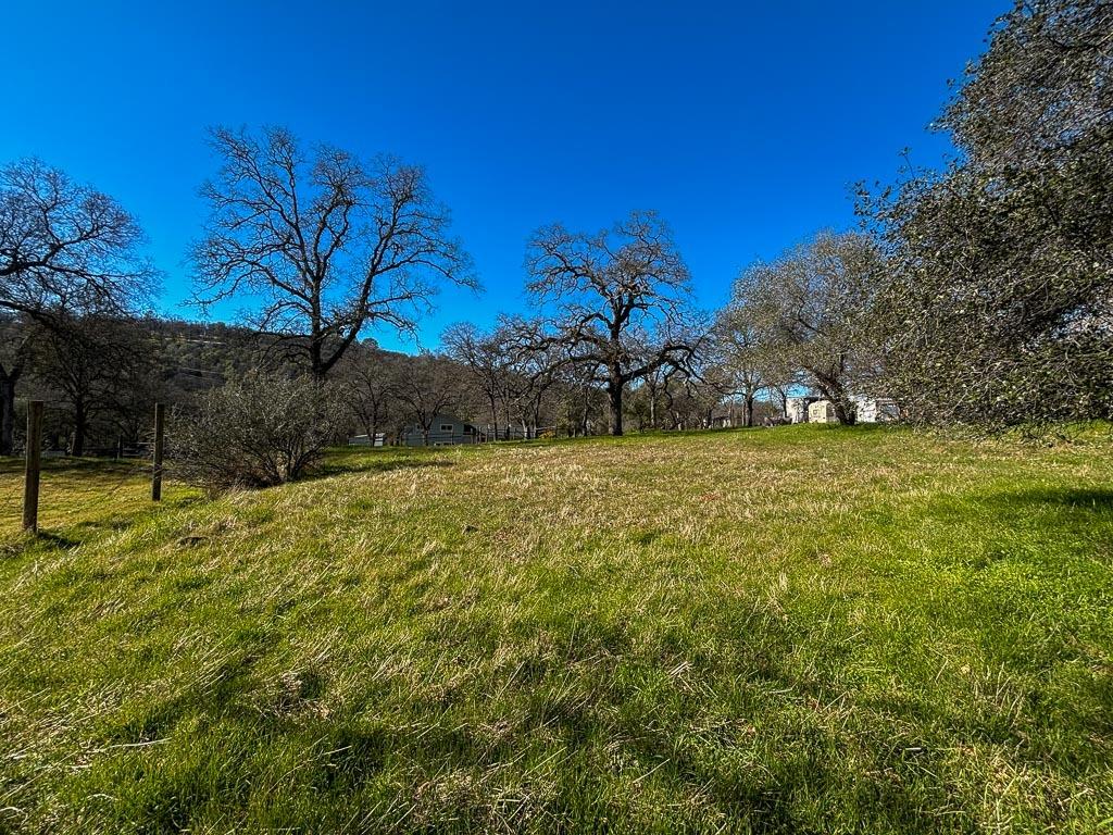 Detail Gallery Image 35 of 79 For 5421 Meadow Croft Ln, Pilot Hill,  CA 95664 - 3 Beds | 2/1 Baths