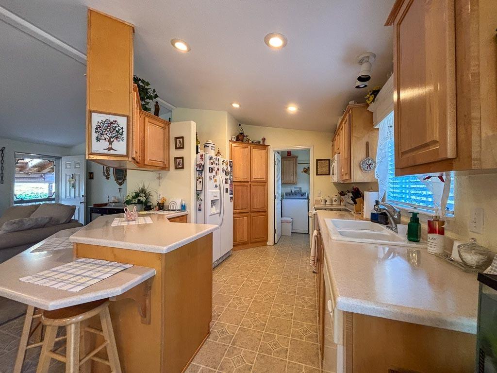 Detail Gallery Image 64 of 79 For 5421 Meadow Croft Ln, Pilot Hill,  CA 95664 - 3 Beds | 2/1 Baths
