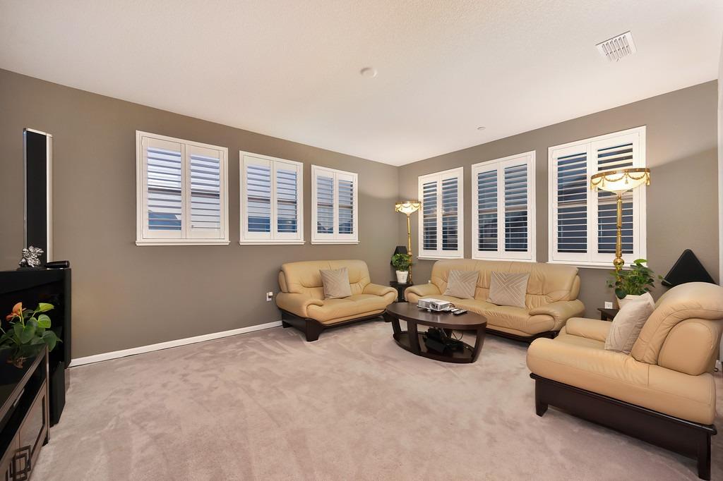 Detail Gallery Image 23 of 72 For 18273 E Melones Dr, Lathrop,  CA 95330 - 4 Beds | 3/1 Baths