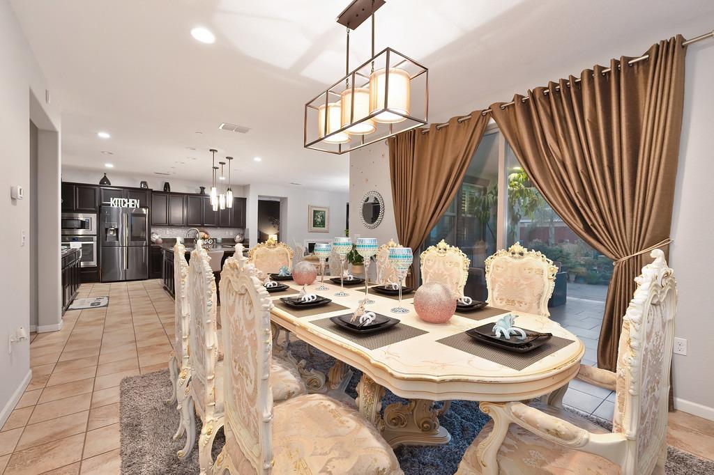 Detail Gallery Image 16 of 72 For 18273 E Melones Dr, Lathrop,  CA 95330 - 4 Beds | 3/1 Baths