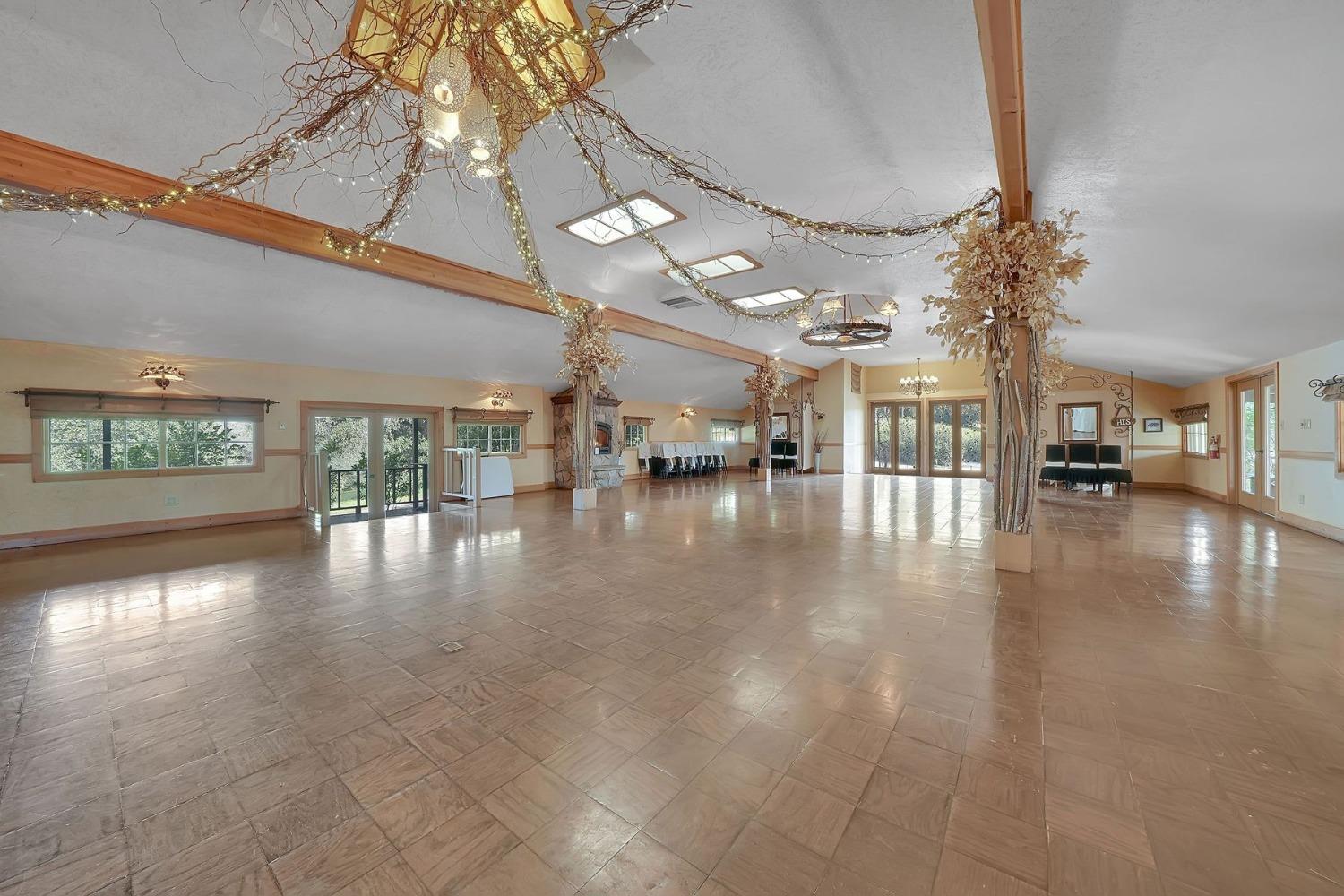 Detail Gallery Image 5 of 23 For 21645 Parrotts Ferry Rd, Columbia,  CA 95310 - – Beds | – Baths