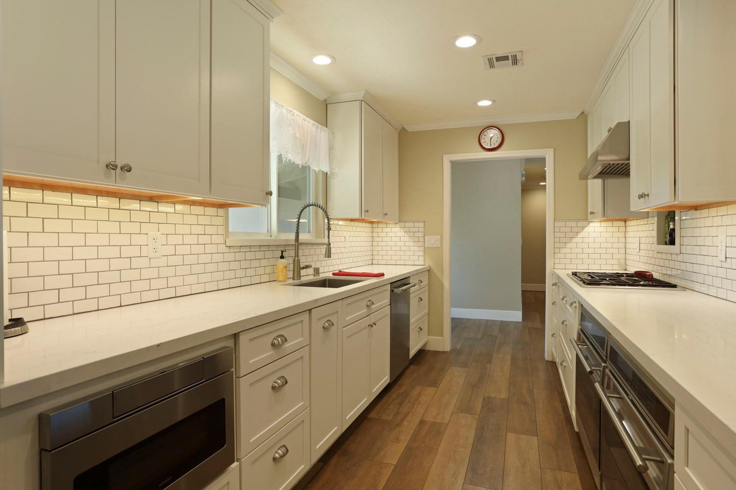 Detail Gallery Image 23 of 65 For 2335 Estate Dr, Stockton,  CA 95209 - 4 Beds | 3 Baths