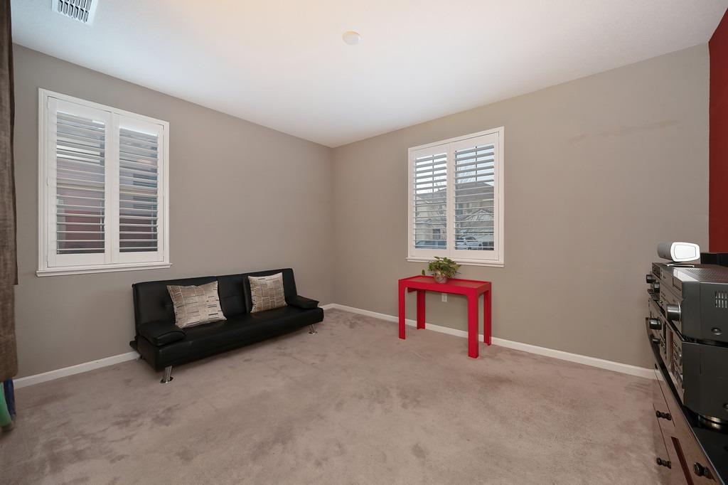 Detail Gallery Image 40 of 72 For 18273 E Melones Dr, Lathrop,  CA 95330 - 4 Beds | 3/1 Baths