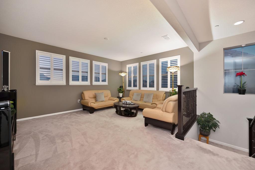 Detail Gallery Image 22 of 72 For 18273 E Melones Dr, Lathrop,  CA 95330 - 4 Beds | 3/1 Baths