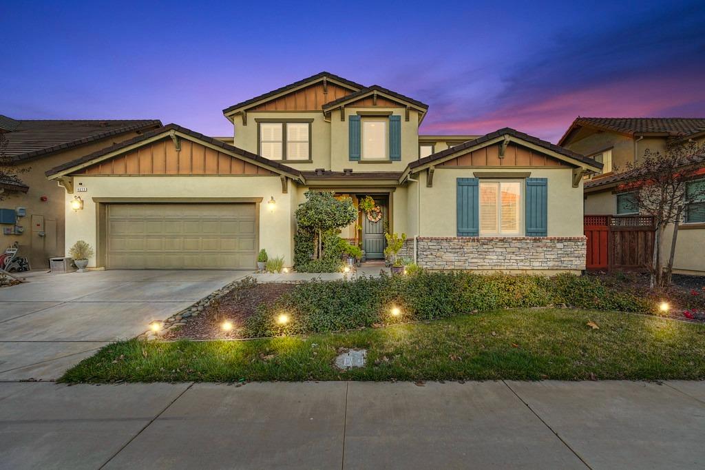 Detail Gallery Image 2 of 72 For 18273 E Melones Dr, Lathrop,  CA 95330 - 4 Beds | 3/1 Baths