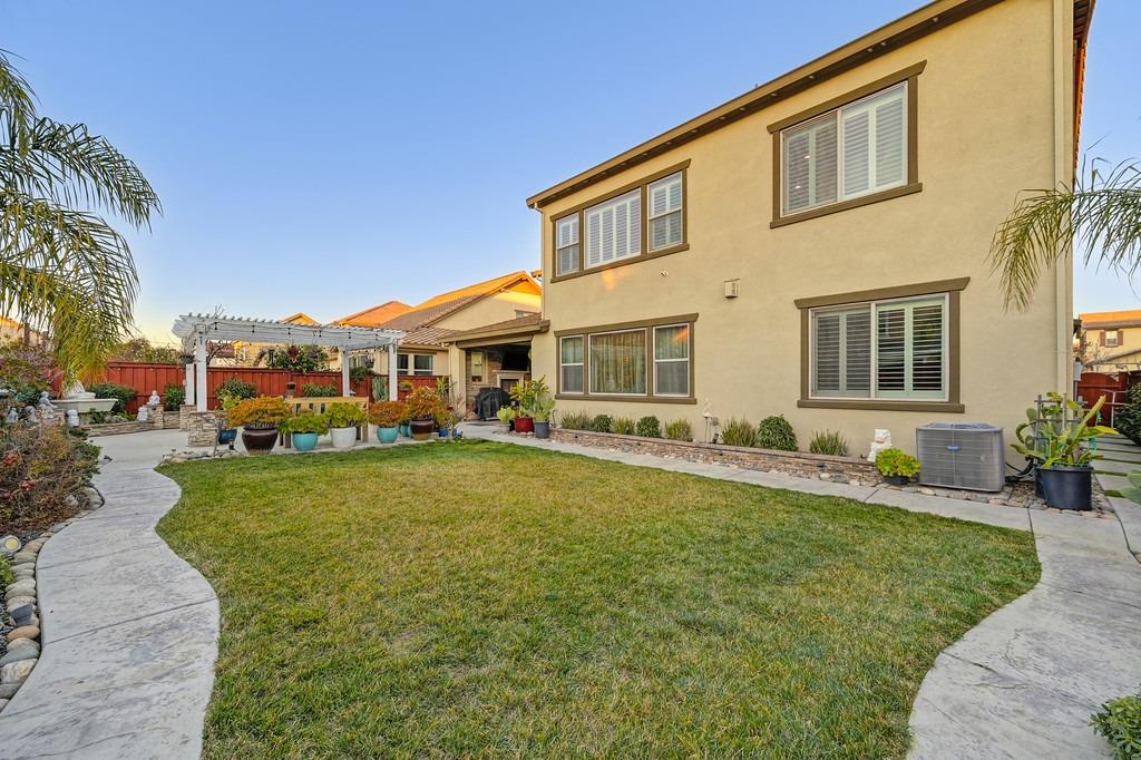 Detail Gallery Image 58 of 72 For 18273 E Melones Dr, Lathrop,  CA 95330 - 4 Beds | 3/1 Baths