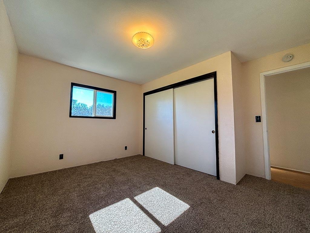 Detail Gallery Image 21 of 79 For 5421 Meadow Croft Ln, Pilot Hill,  CA 95664 - 3 Beds | 2/1 Baths