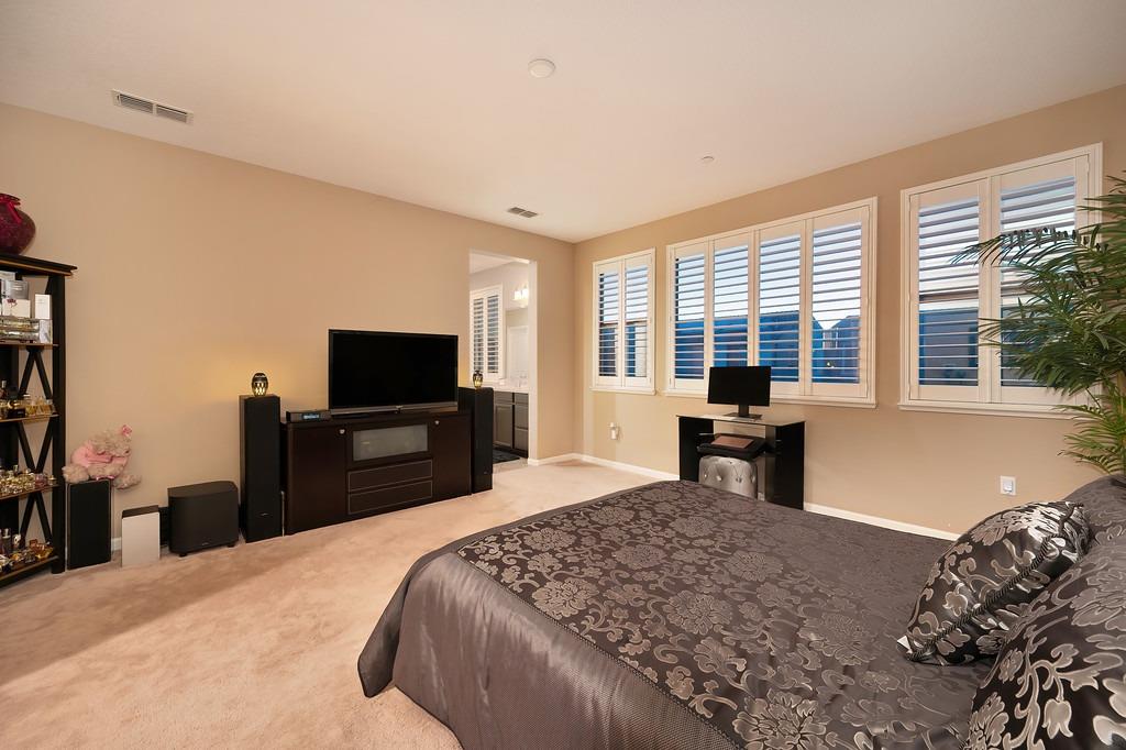 Detail Gallery Image 33 of 72 For 18273 E Melones Dr, Lathrop,  CA 95330 - 4 Beds | 3/1 Baths