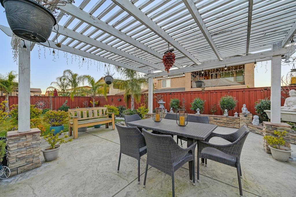 Detail Gallery Image 51 of 72 For 18273 E Melones Dr, Lathrop,  CA 95330 - 4 Beds | 3/1 Baths