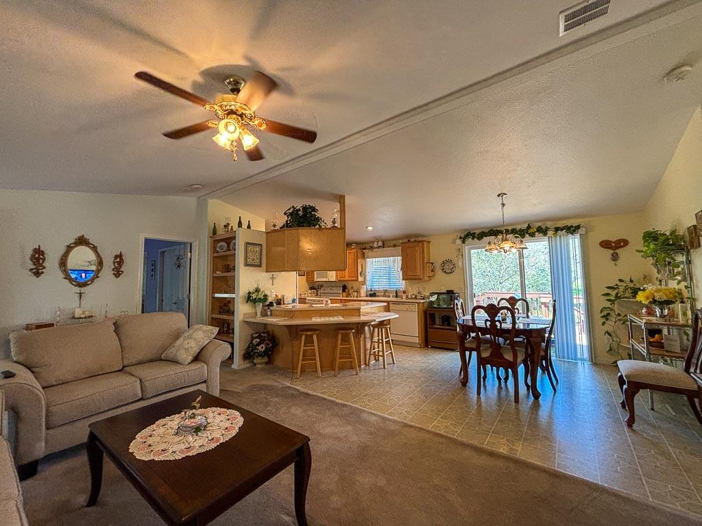 Detail Gallery Image 63 of 79 For 5421 Meadow Croft Ln, Pilot Hill,  CA 95664 - 3 Beds | 2/1 Baths