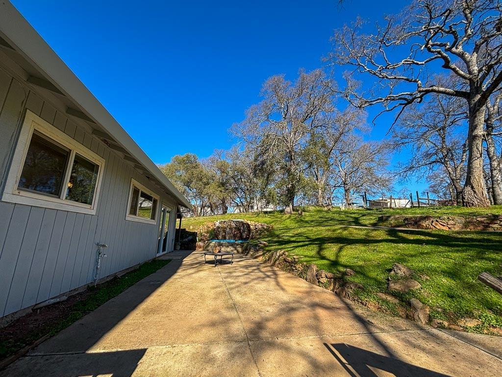 Detail Gallery Image 26 of 79 For 5421 Meadow Croft Ln, Pilot Hill,  CA 95664 - 3 Beds | 2/1 Baths