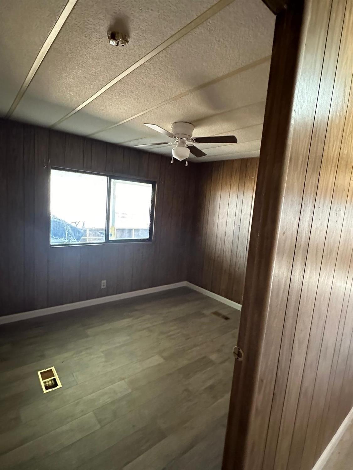 Detail Gallery Image 6 of 27 For 32358 Avenue 11 1/4, Madera,  CA 93636 - 2 Beds | 2 Baths