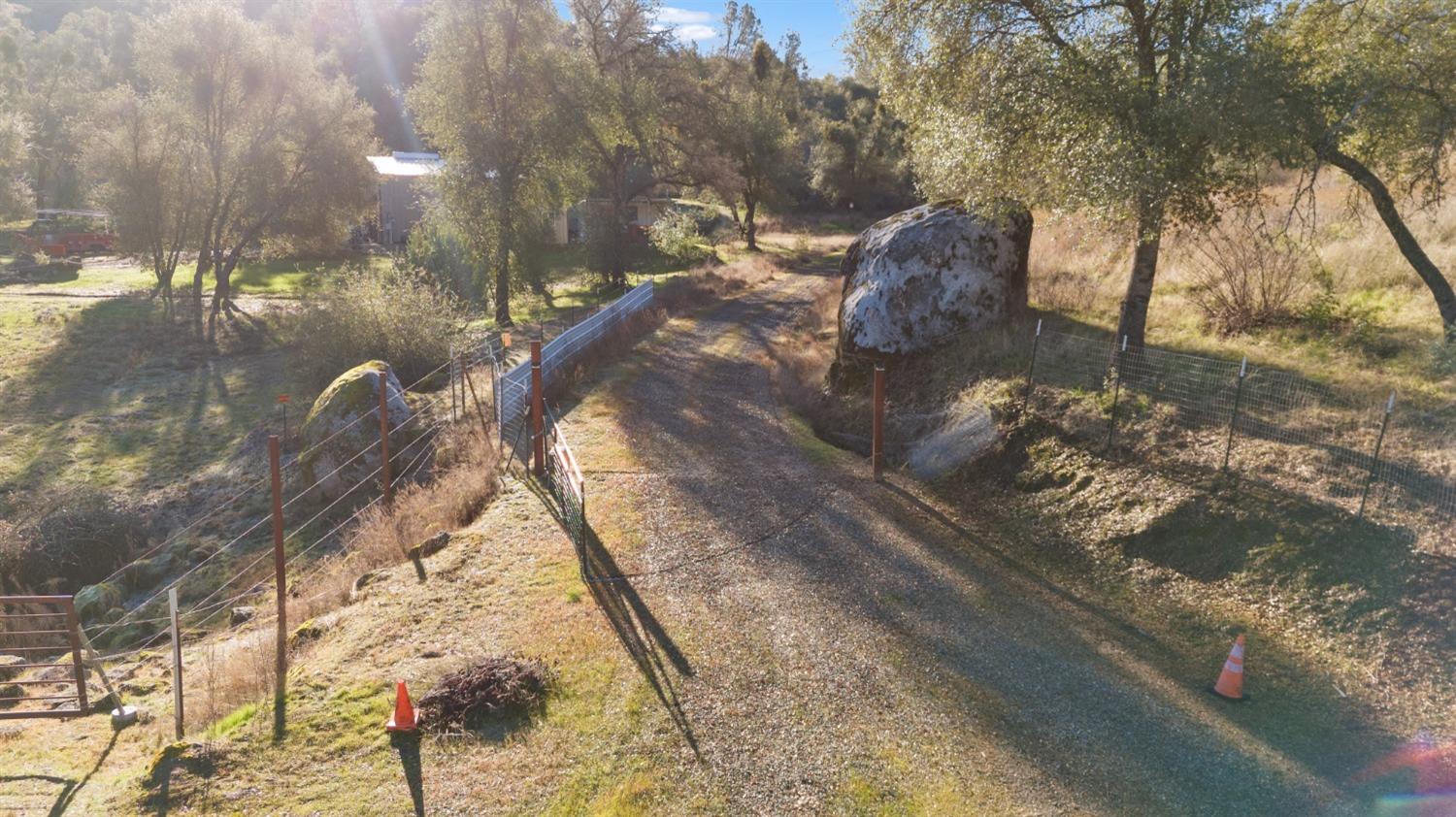 Blue Bonnet Lane, Mariposa, California image 6