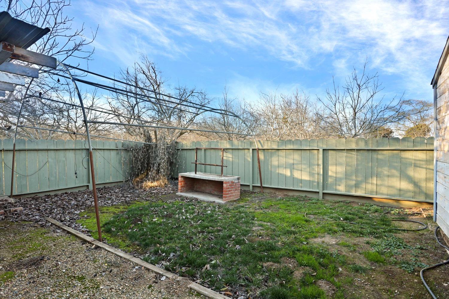 Detail Gallery Image 56 of 58 For 5725 N Wall Rd, Linden,  CA 95236 - 2 Beds | 1 Baths