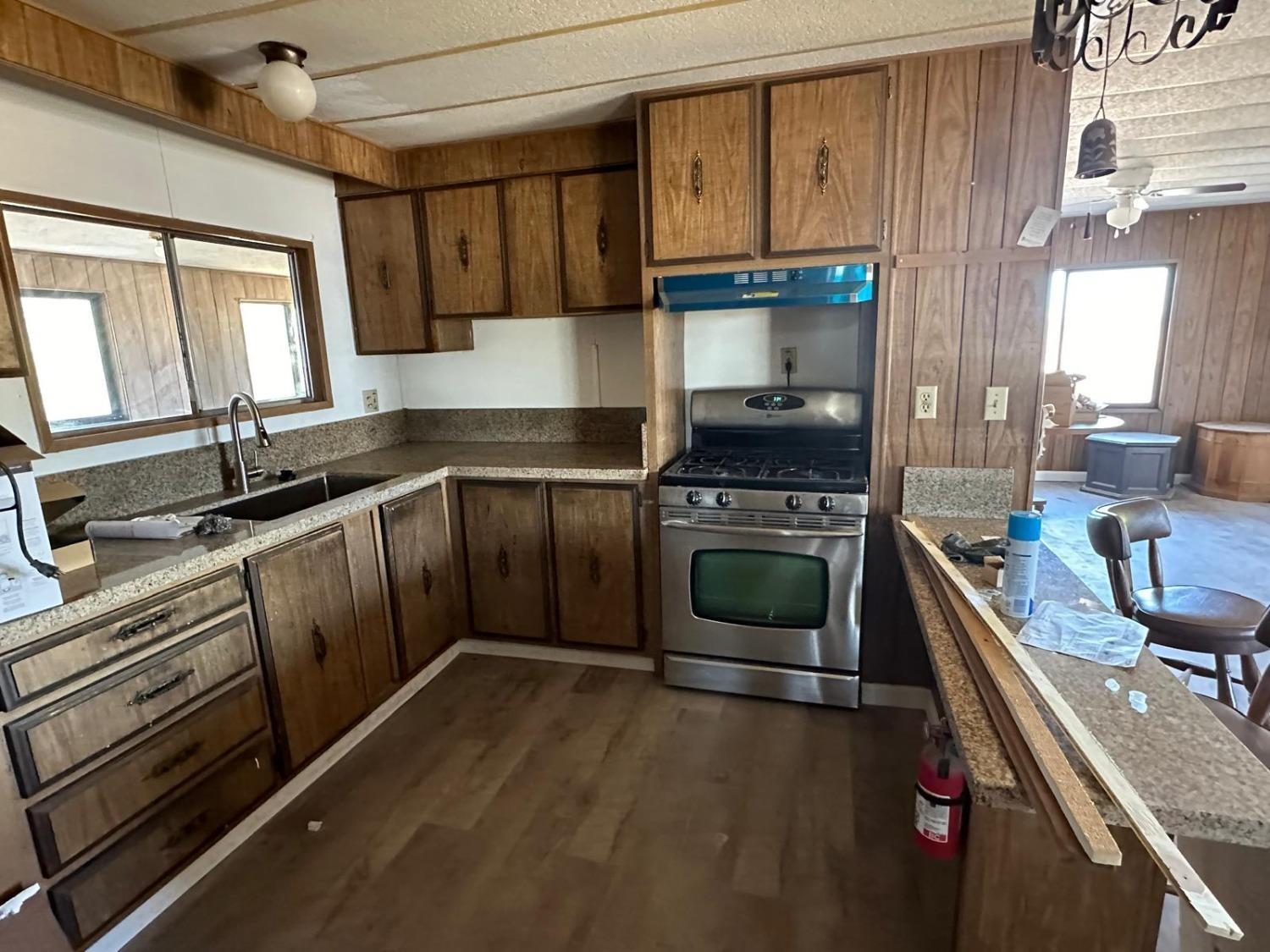 Detail Gallery Image 4 of 27 For 32358 Avenue 11 1/4, Madera,  CA 93636 - 2 Beds | 2 Baths