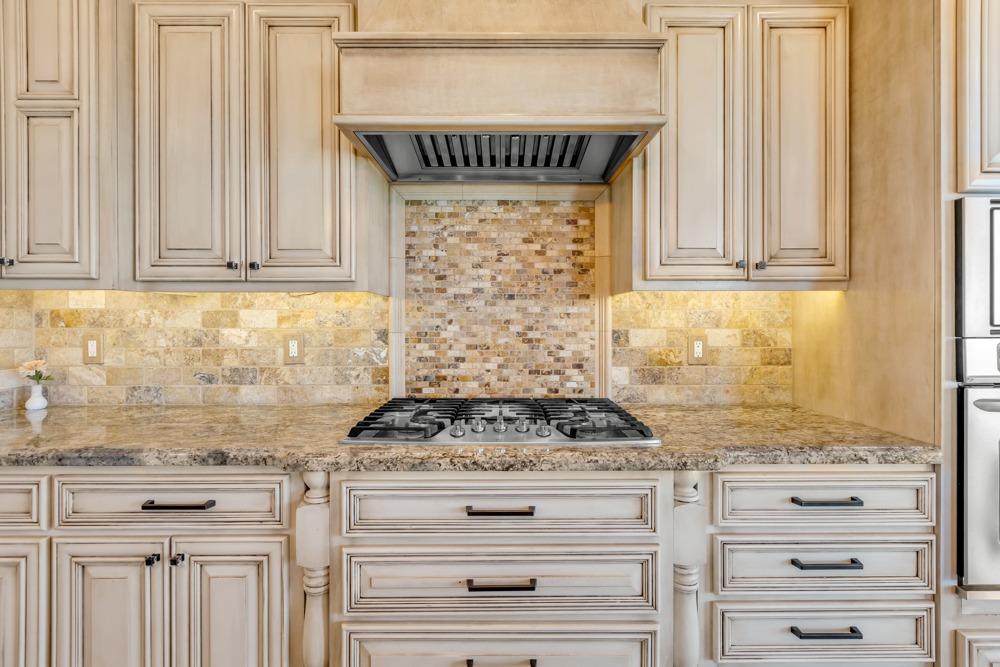 Detail Gallery Image 10 of 96 For 10894 Alta Mesa Rd, Wilton,  CA 95693 - 5 Beds | 4 Baths
