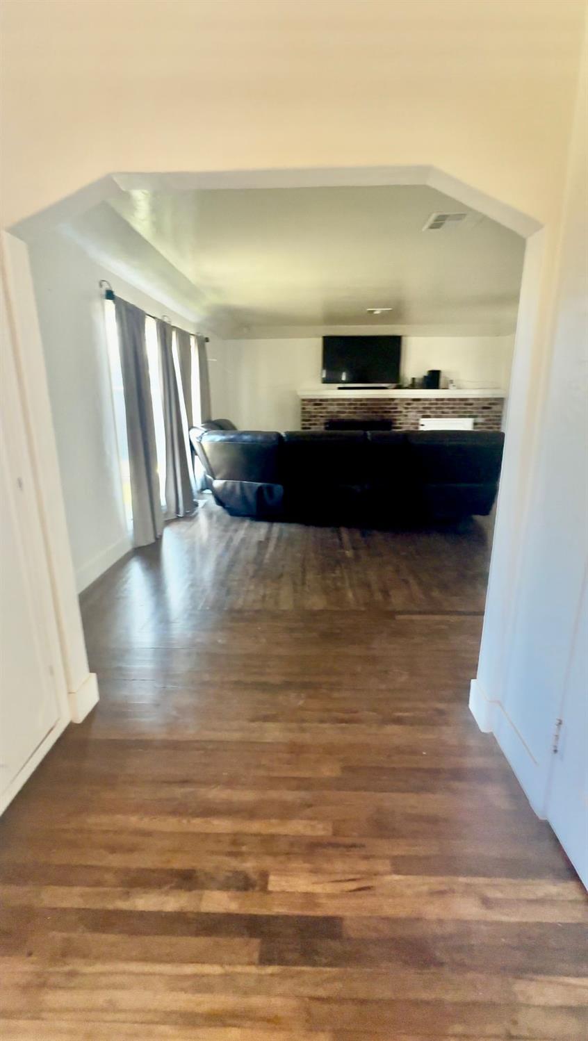 Detail Gallery Image 9 of 55 For 917 N Central Ave, Modesto,  CA 95351 - 3 Beds | 2 Baths