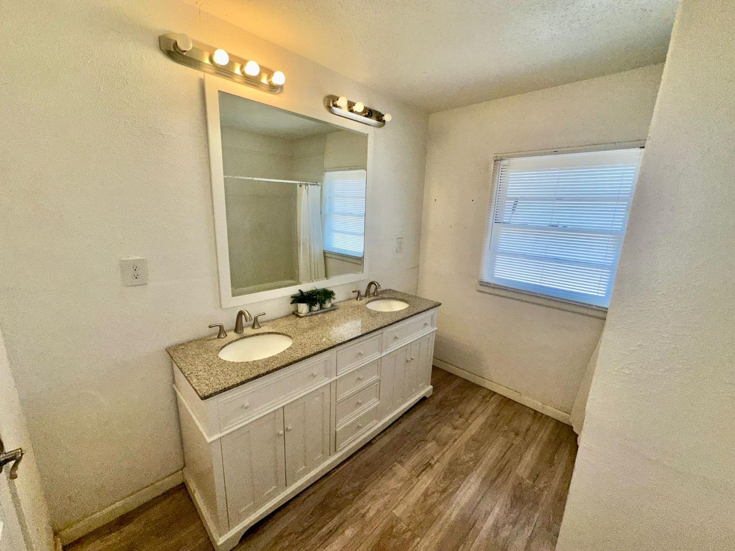 Detail Gallery Image 28 of 55 For 917 N Central Ave, Modesto,  CA 95351 - 3 Beds | 2 Baths