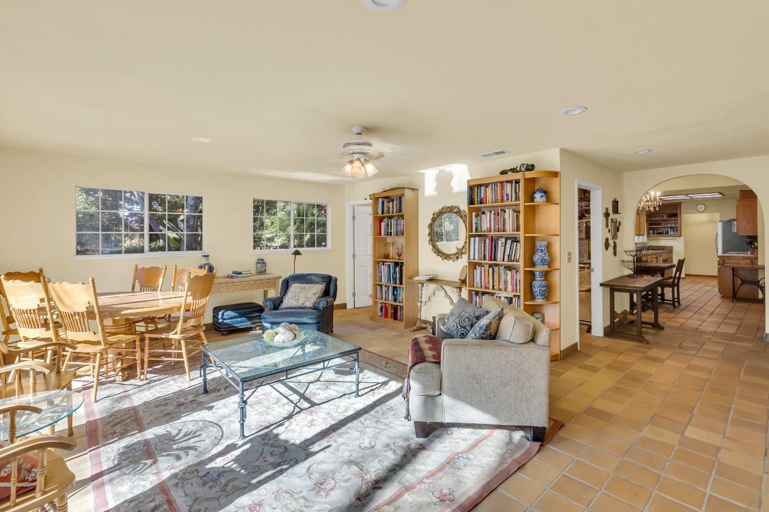 Detail Gallery Image 9 of 79 For 11909 Giusti Rd, Herald,  CA 95638 - 3 Beds | 2/1 Baths