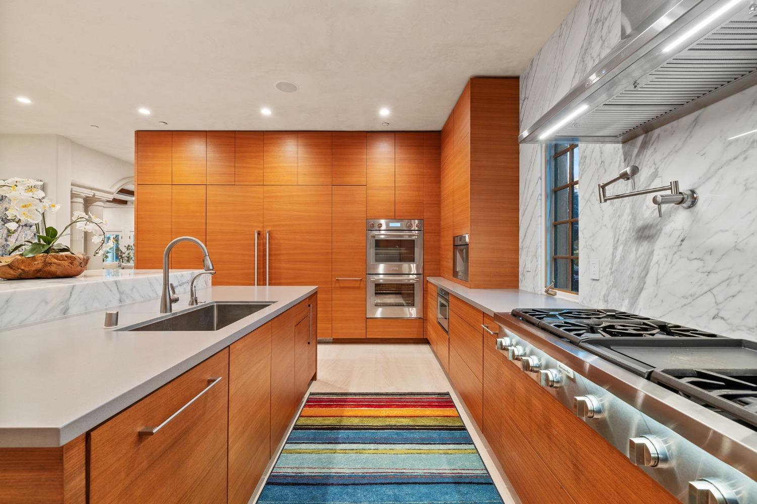 Detail Gallery Image 21 of 84 For 601 Crocker Rd, Sacramento,  CA 95864 - 4 Beds | 4/1 Baths