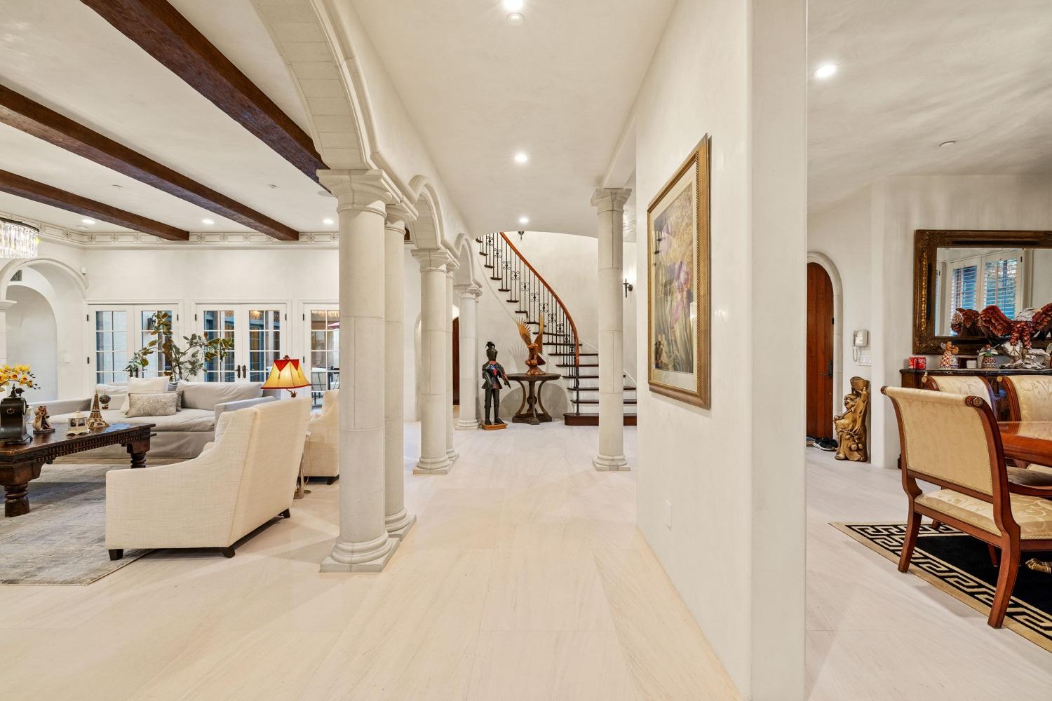 Detail Gallery Image 26 of 84 For 601 Crocker Rd, Sacramento,  CA 95864 - 4 Beds | 4/1 Baths