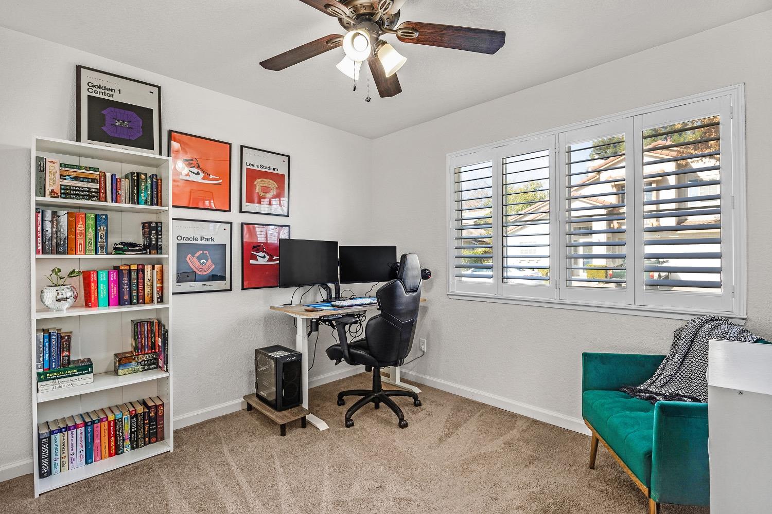 Detail Gallery Image 25 of 53 For 3646 Whispering Creek Cir, Stockton,  CA 95219 - 3 Beds | 2 Baths