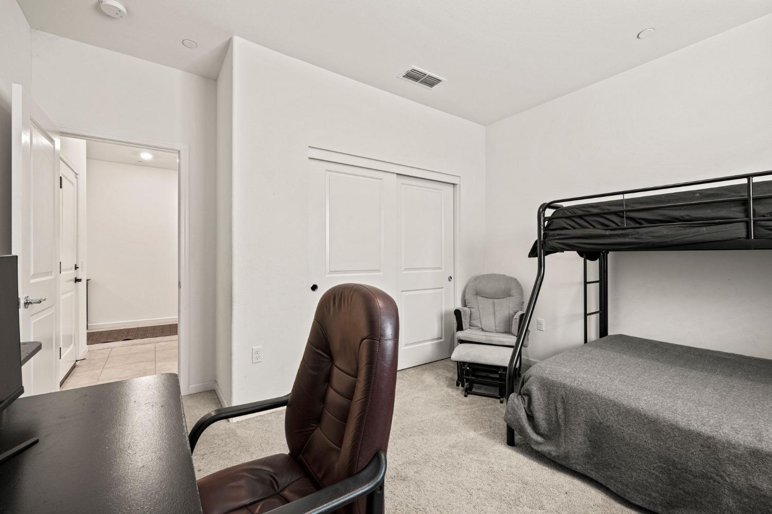 Detail Gallery Image 32 of 52 For 1355 Callison Way, Olivehurst,  CA 95961 - 4 Beds | 2 Baths