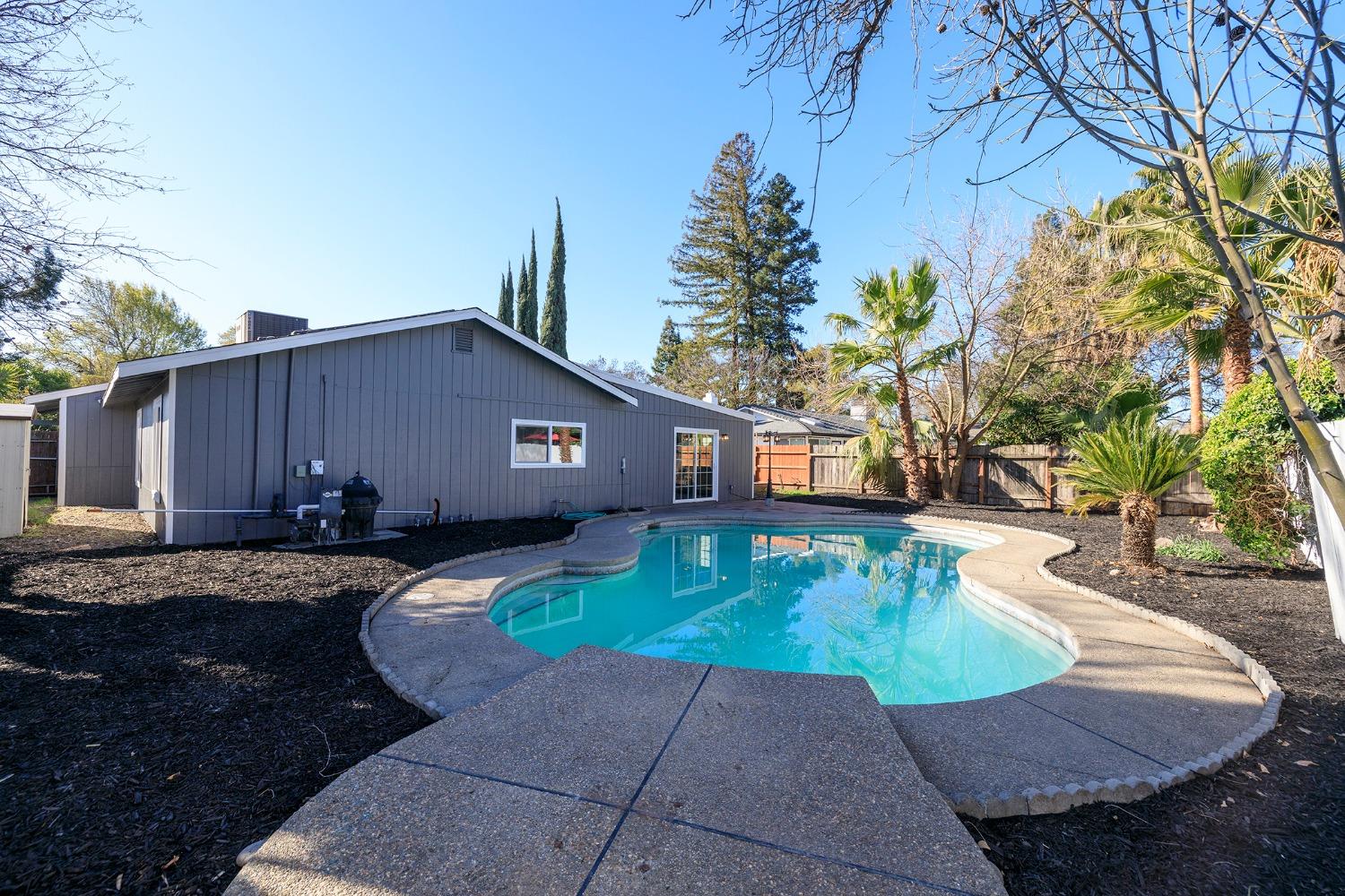 Detail Gallery Image 1 of 1 For 1213 Royal Oaks Dr, Stockton,  CA 95209 - 4 Beds | 2 Baths