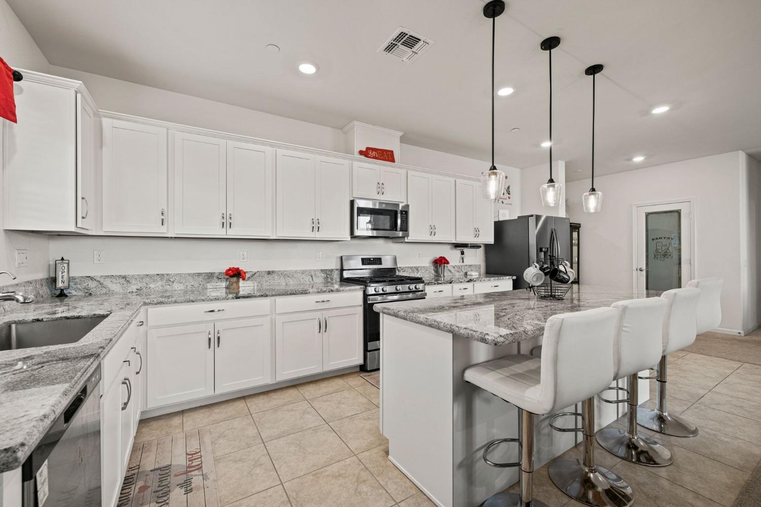 Detail Gallery Image 24 of 52 For 1355 Callison Way, Olivehurst,  CA 95961 - 4 Beds | 2 Baths