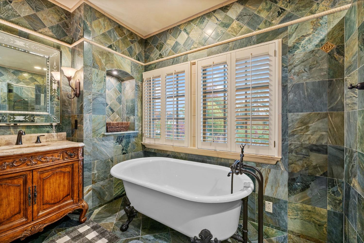 Detail Gallery Image 50 of 84 For 601 Crocker Rd, Sacramento,  CA 95864 - 4 Beds | 4/1 Baths