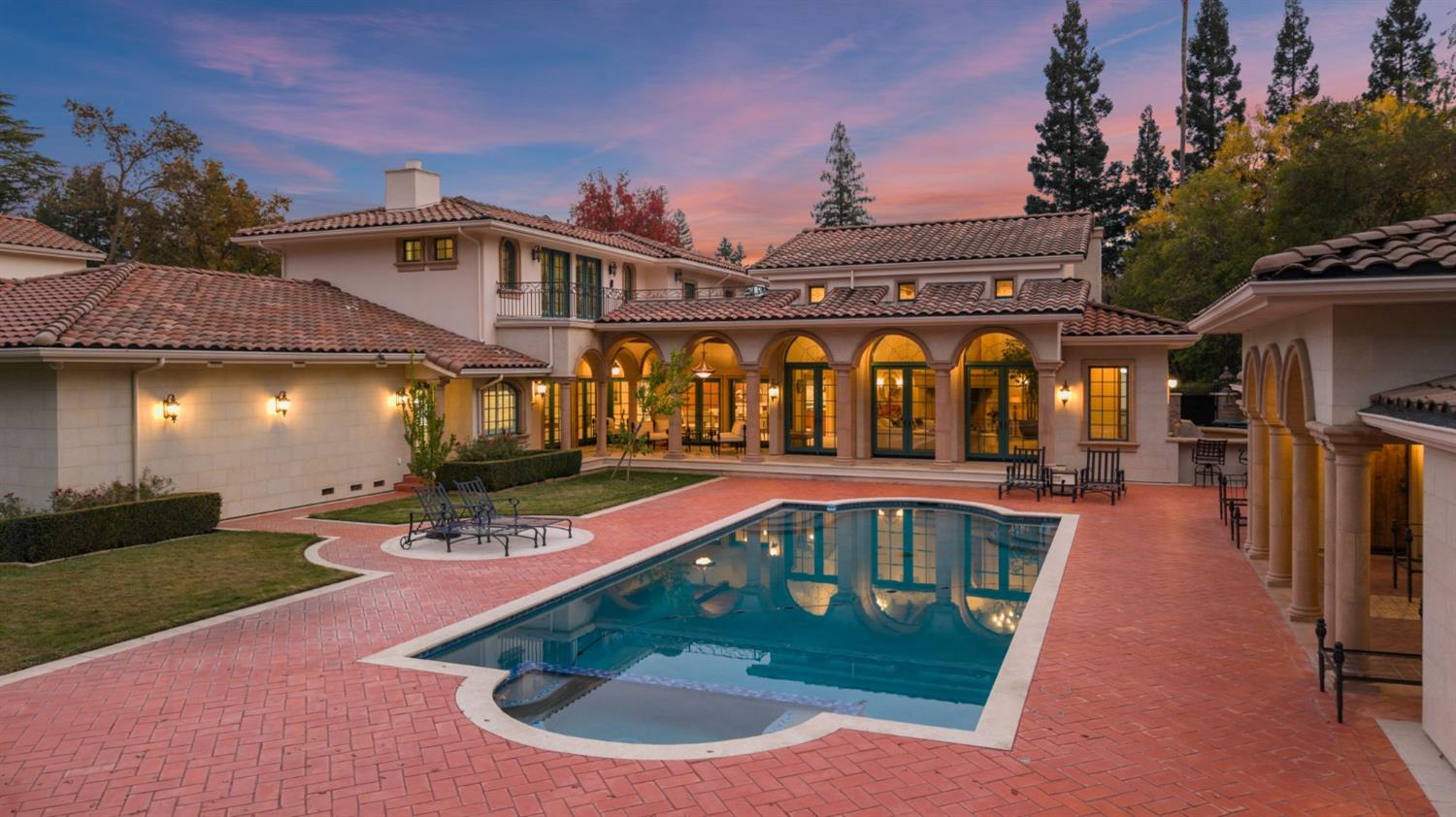Detail Gallery Image 80 of 84 For 601 Crocker Rd, Sacramento,  CA 95864 - 4 Beds | 4/1 Baths