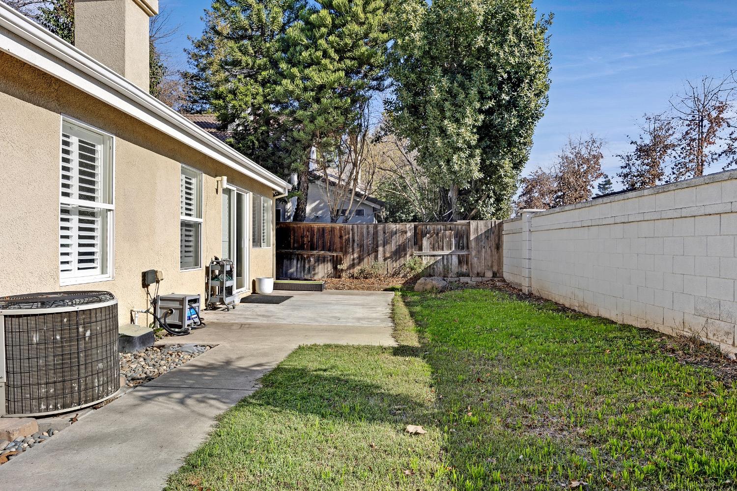 Detail Gallery Image 37 of 53 For 3646 Whispering Creek Cir, Stockton,  CA 95219 - 3 Beds | 2 Baths