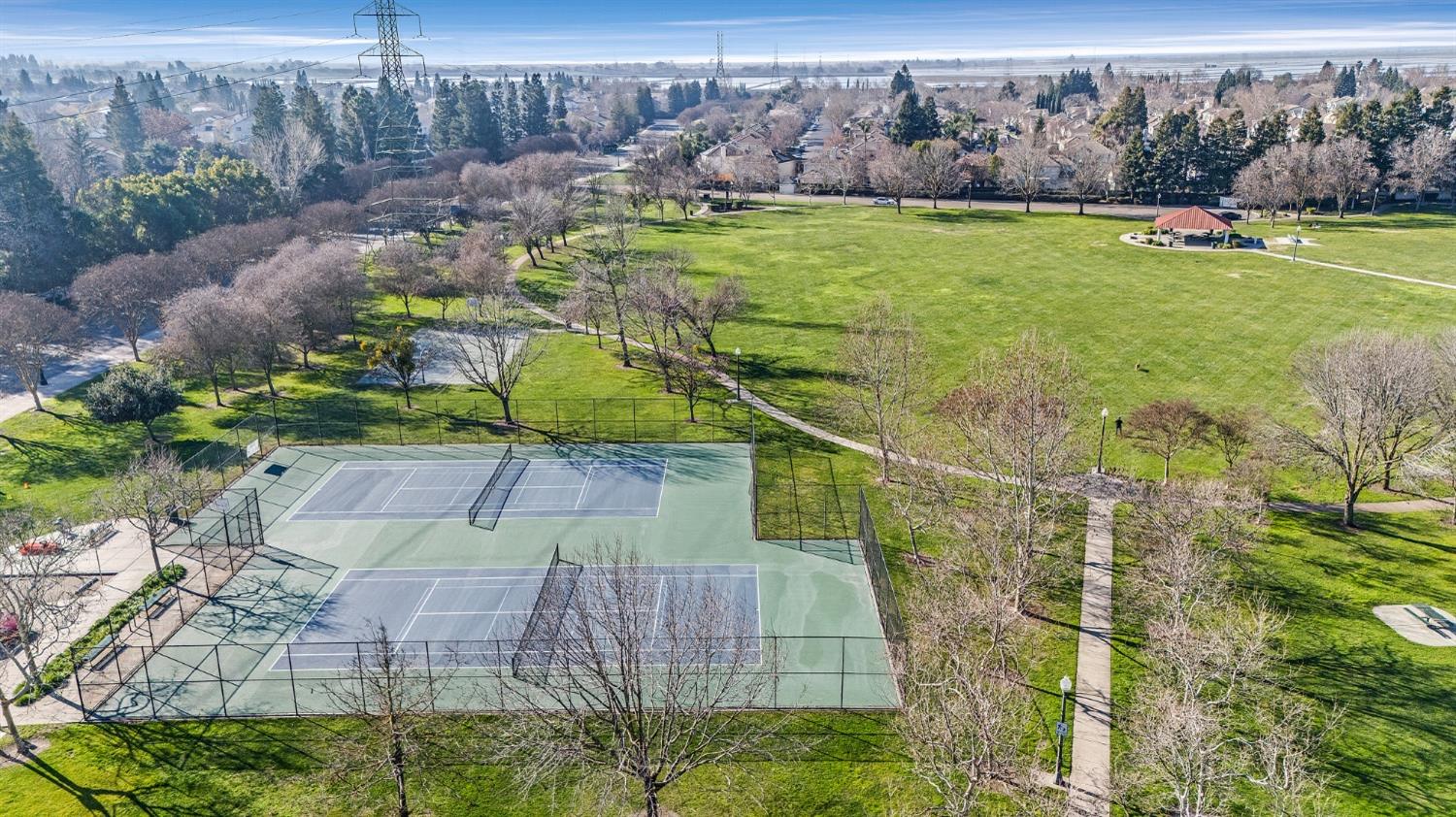 Detail Gallery Image 44 of 53 For 3646 Whispering Creek Cir, Stockton,  CA 95219 - 3 Beds | 2 Baths
