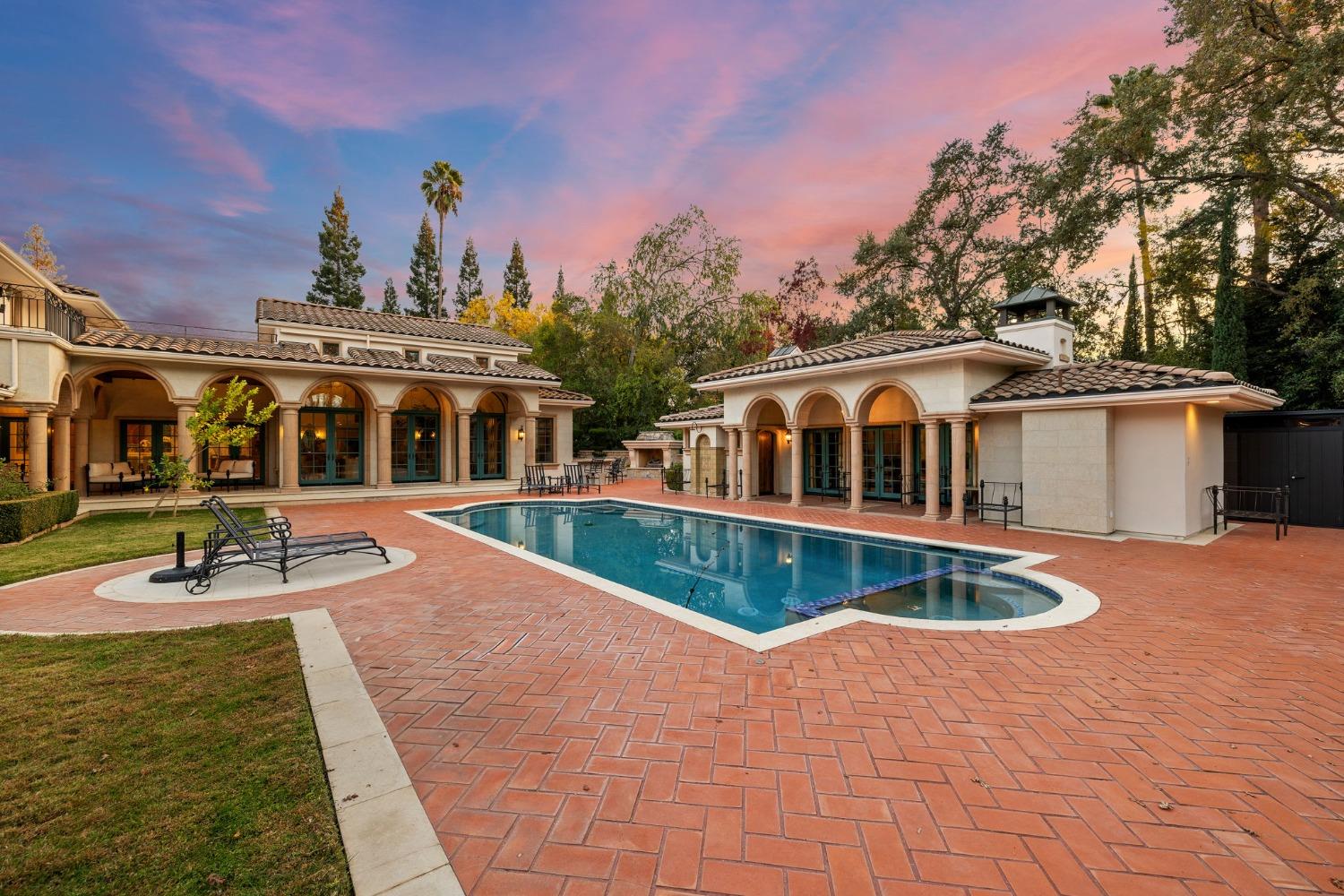 Detail Gallery Image 67 of 84 For 601 Crocker Rd, Sacramento,  CA 95864 - 4 Beds | 4/1 Baths