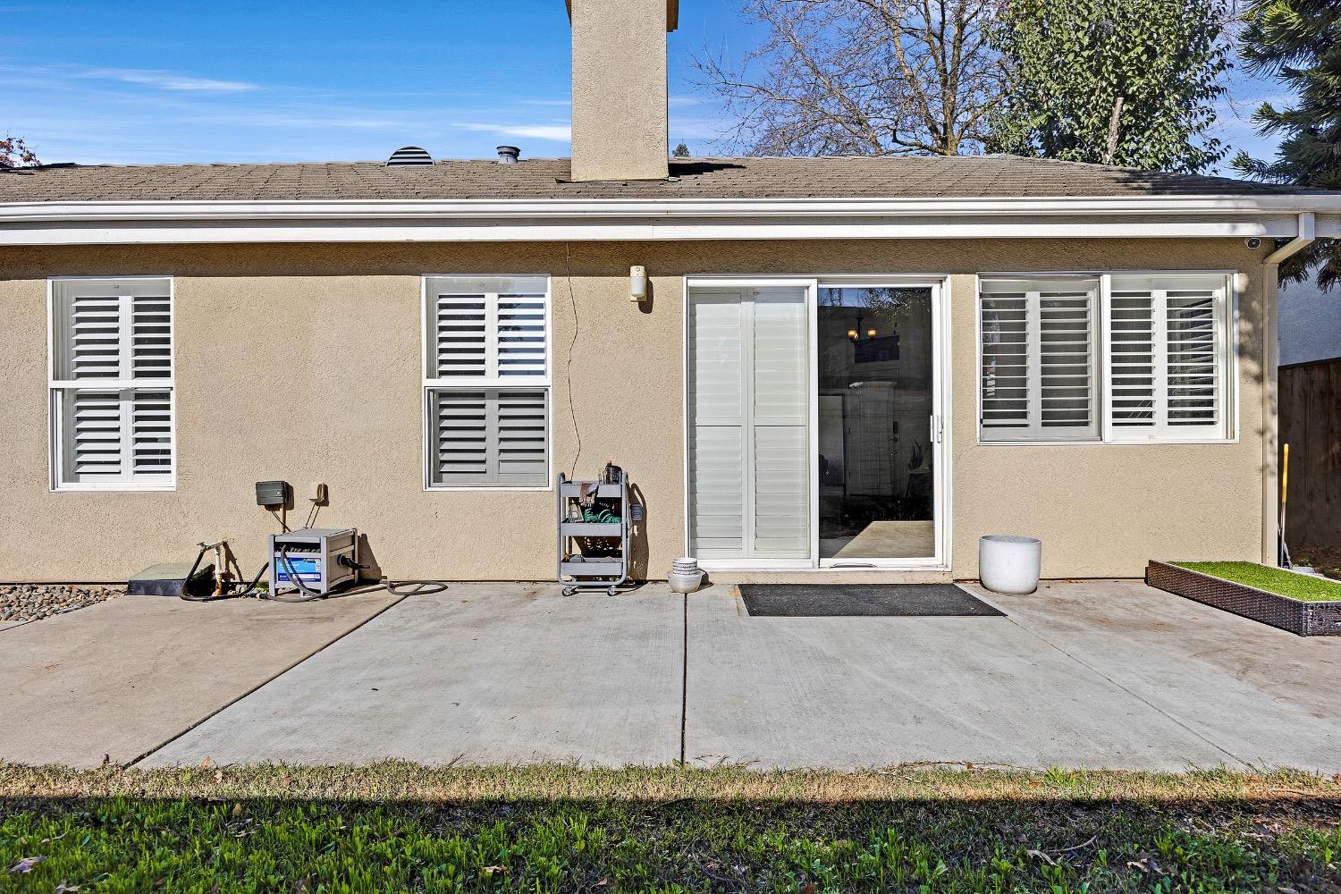 Detail Gallery Image 35 of 53 For 3646 Whispering Creek Cir, Stockton,  CA 95219 - 3 Beds | 2 Baths