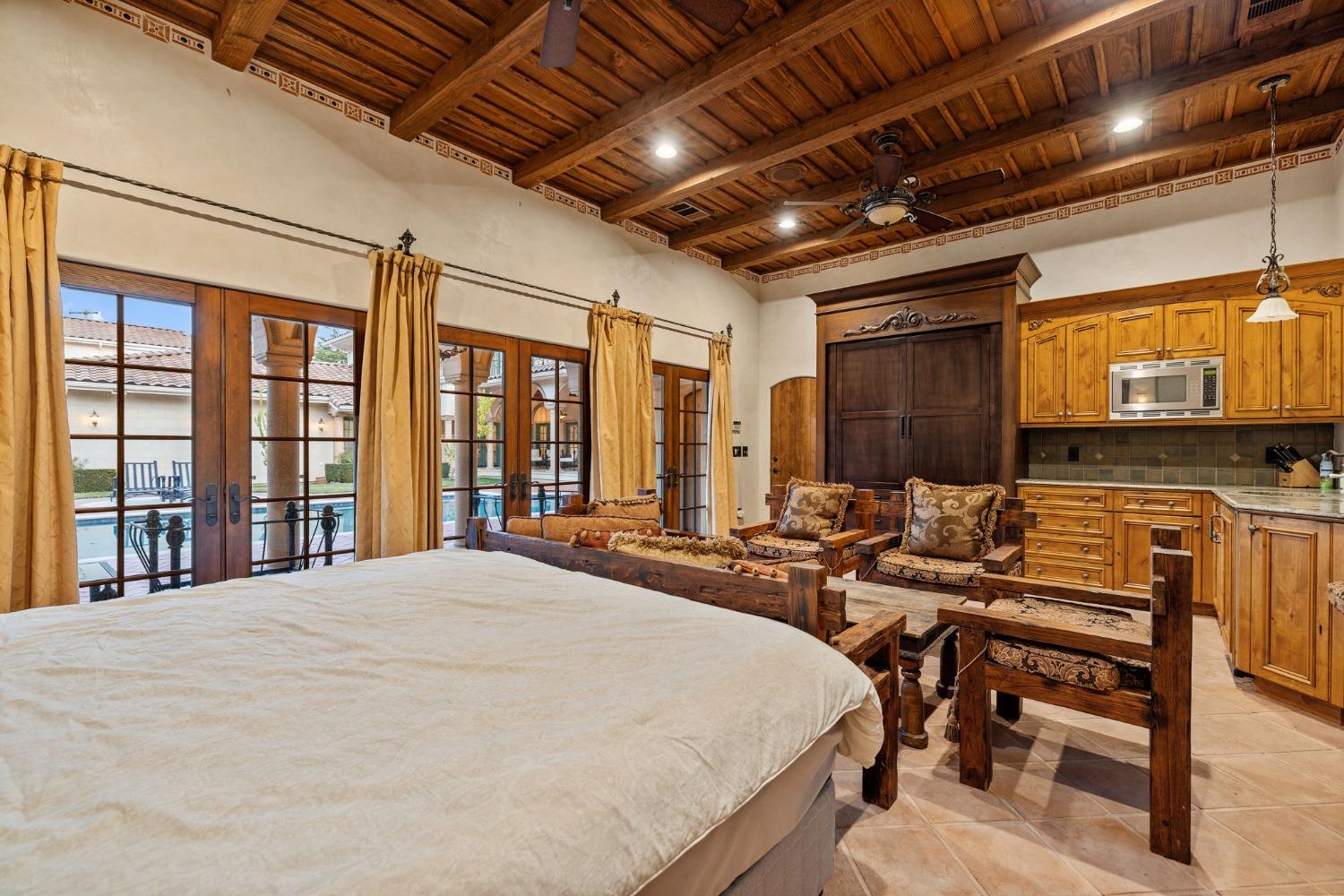 Detail Gallery Image 62 of 84 For 601 Crocker Rd, Sacramento,  CA 95864 - 4 Beds | 4/1 Baths