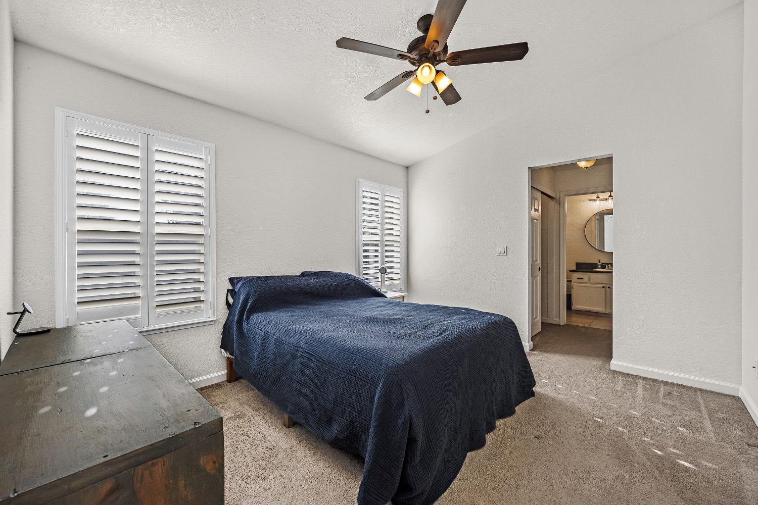 Detail Gallery Image 16 of 53 For 3646 Whispering Creek Cir, Stockton,  CA 95219 - 3 Beds | 2 Baths